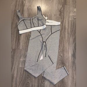 Fabletics Waffle grey Bra and Leggings Set